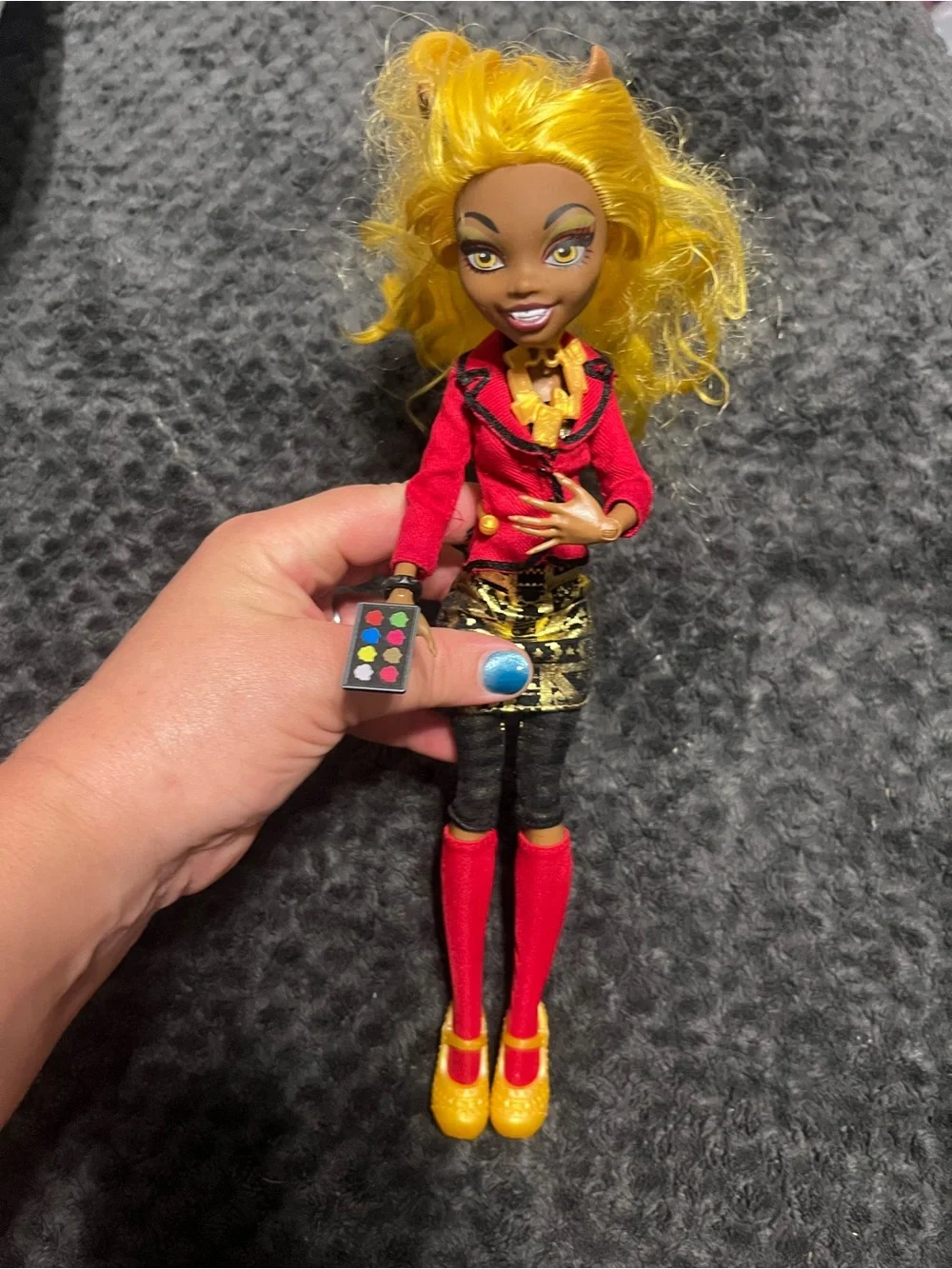 Mattel Monster High Clawdia Wolf Frights Camera Action Doll